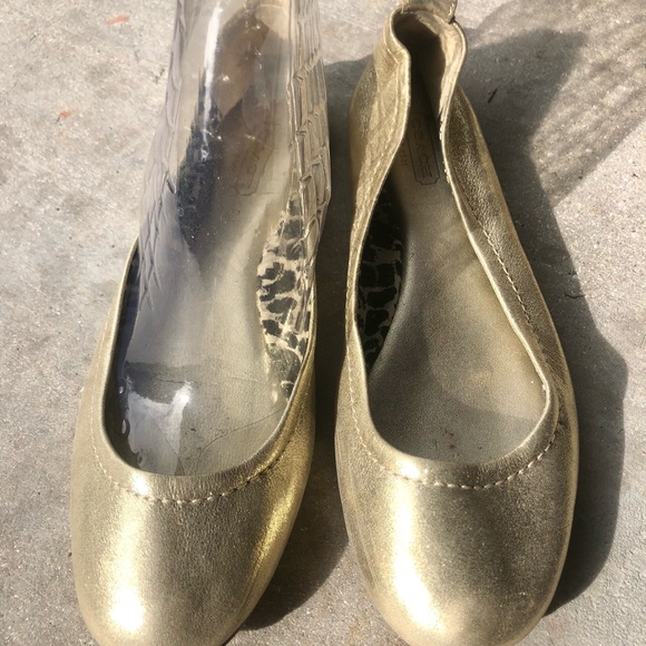 Coach Gold Leather Ballet Flats Size 7 - Picture 3 of 10